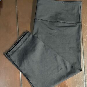 ZYIA Black Crop Light n Tight Leggings